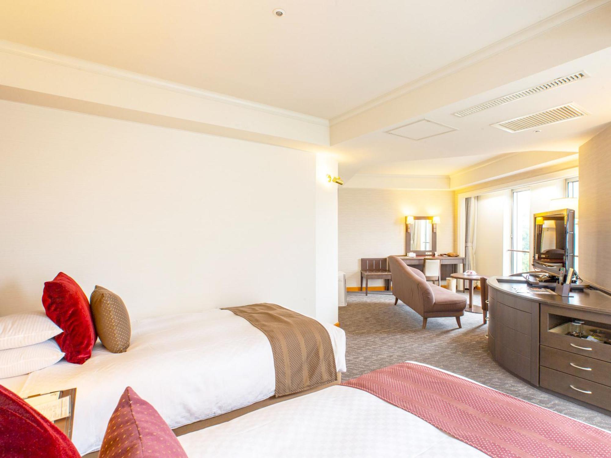 Kumamoto Hotel Castle 4*